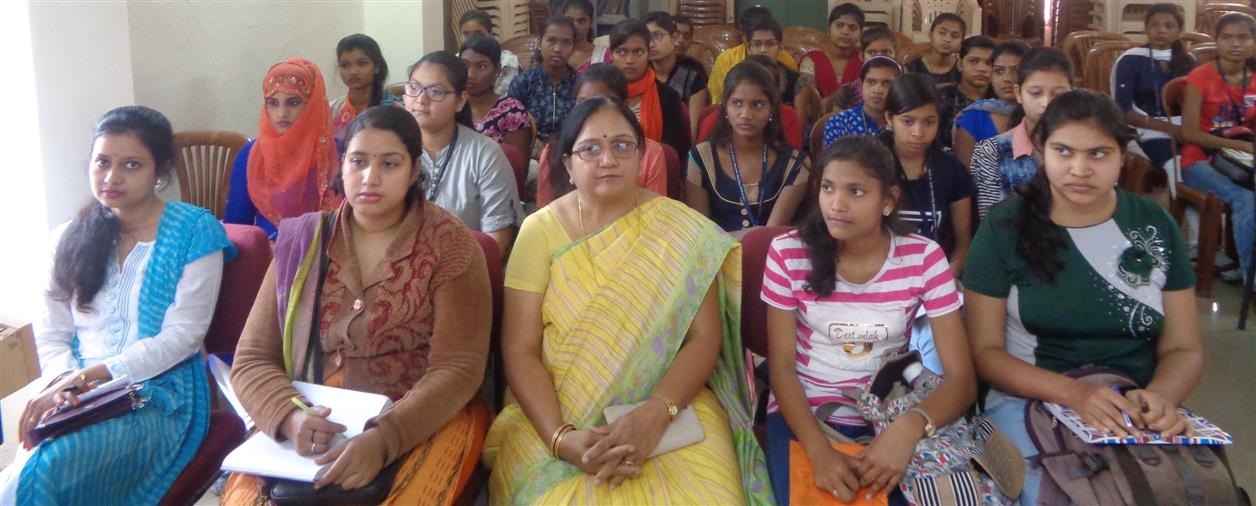मनोविज्ञान में व्याख्यान  हमारी सोच जीवन पर प्रभाव डालती है -   