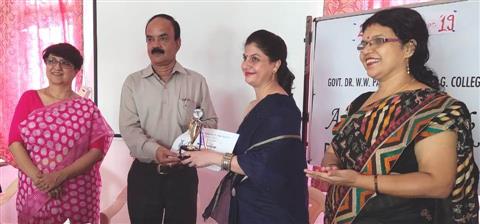 उपकरण एवं तकनीक पर कार्यशाला 